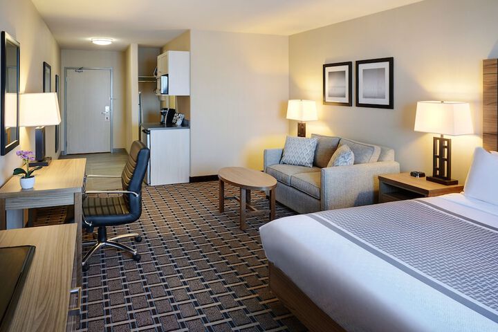 Room 12 of 29