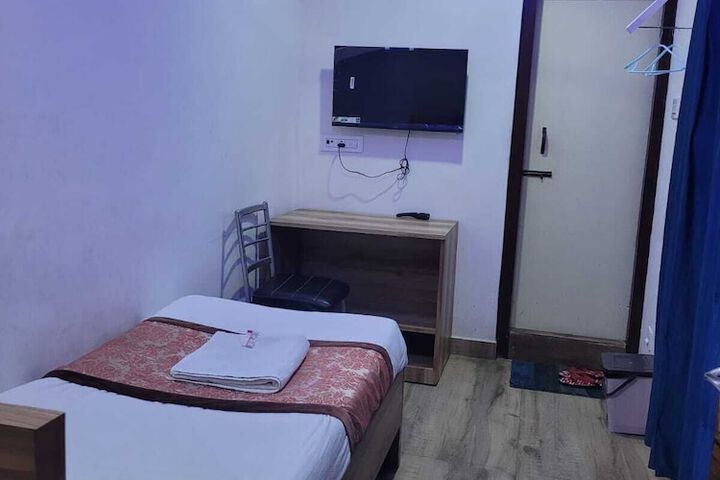 Room 20 of 30