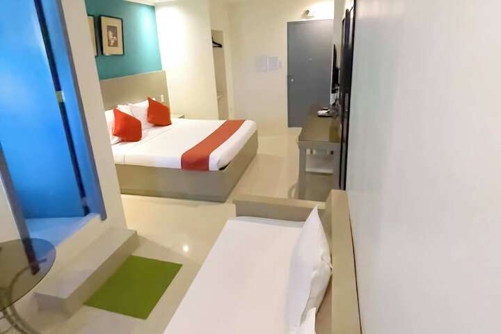 Room 13 of 62