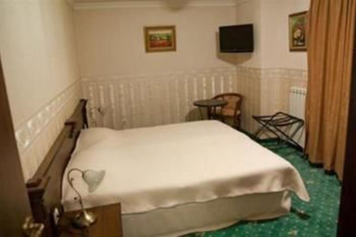 Room 29 of 53