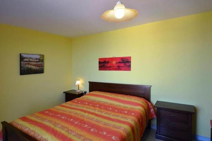 Room 10 of 50