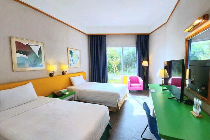 Room 7 of 79
