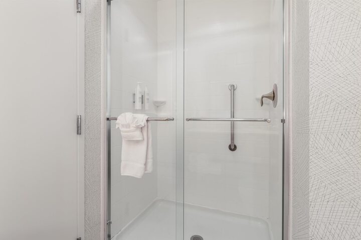 Bathroom shower