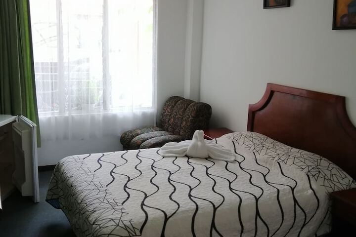 Room 13 of 49