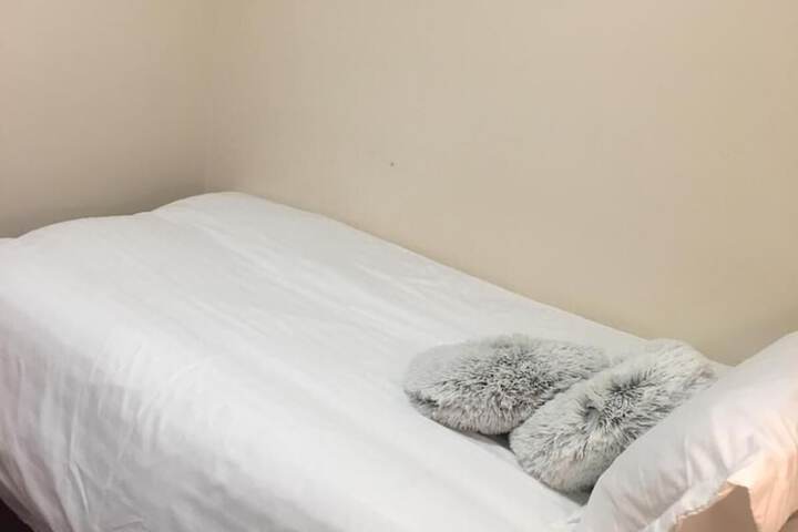Room 11 of 23