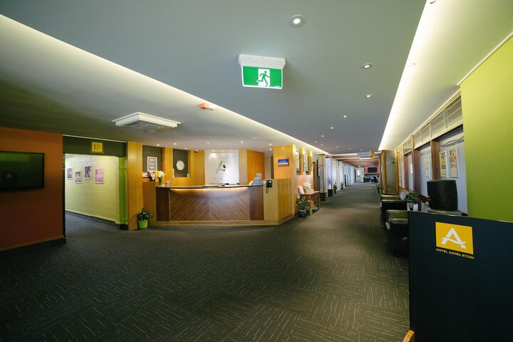 Hotel 2 of 52