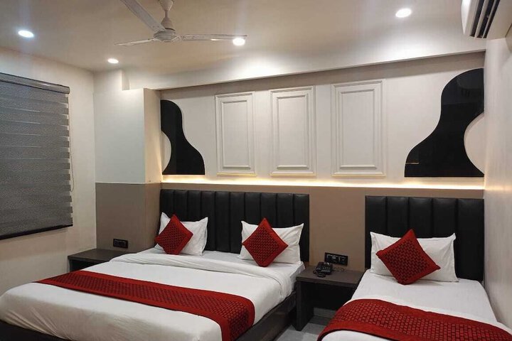 Del Fox Hotel New Delhi - Just a Minute Away From New Delhi Railway Station and Connaught Place