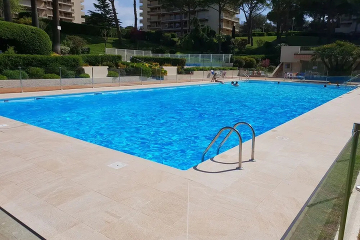 Pool 3 of 9