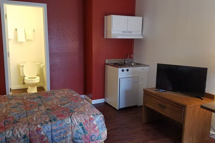 Deluxe Room 2 Double Beds Kitchenette Ground Floor (3 of 24)