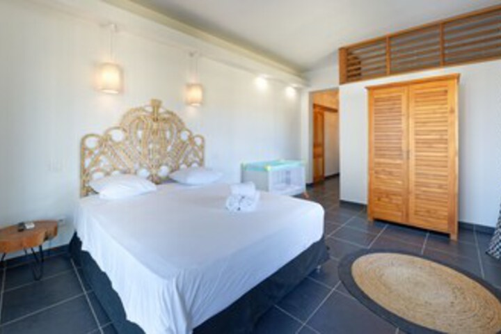 Room 17 of 21
