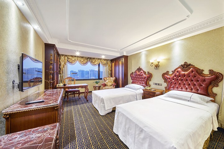 Room 19 of 57
