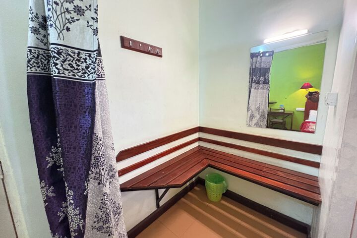 Room 18 of 24