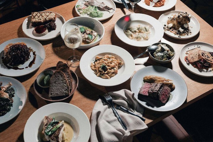 Dining 79 of 116