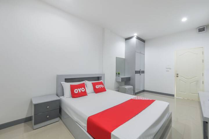 Room 10 of 23
