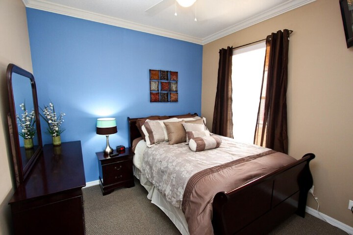 Room 2 of 46