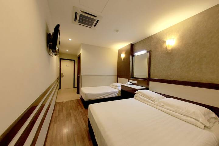 Room 22 of 53