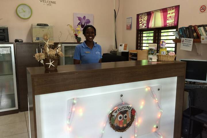 Concierge desk