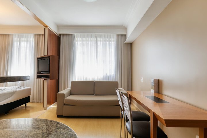 Room 12 of 74