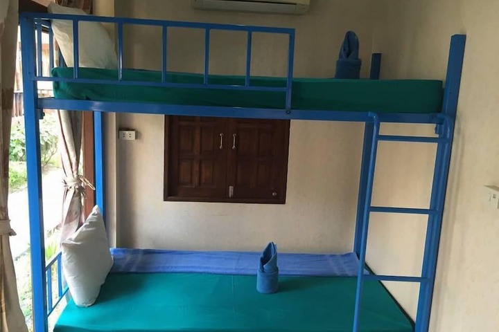Room 21 of 42
