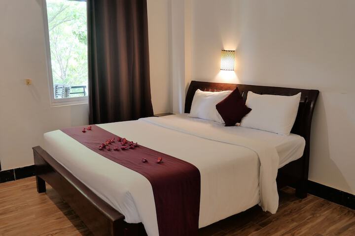 STC Hotel School