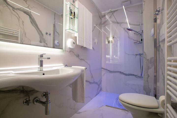 Clean Restrooms