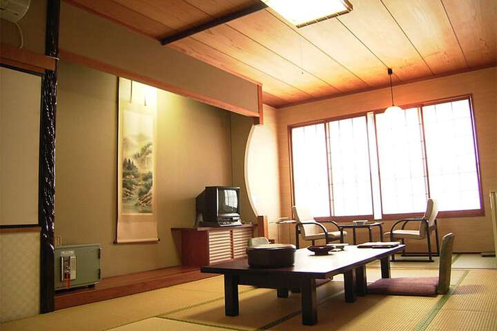 Room 9 of 51