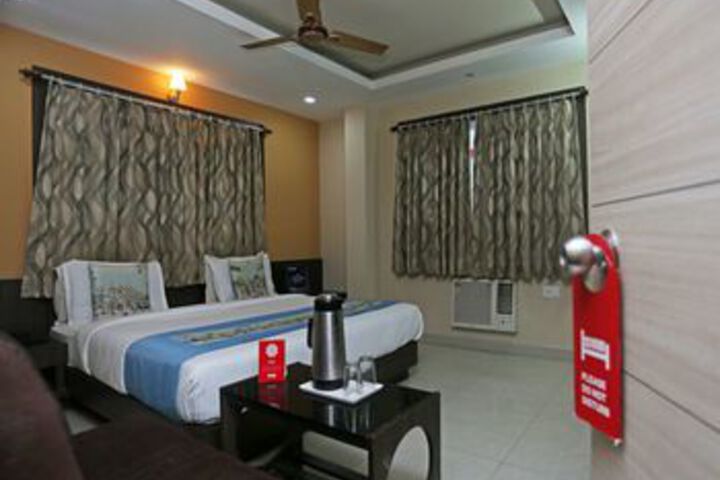 Room 15 of 26