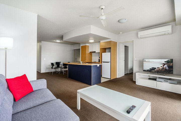Room 22 of 48