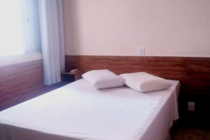 Room 12 of 38