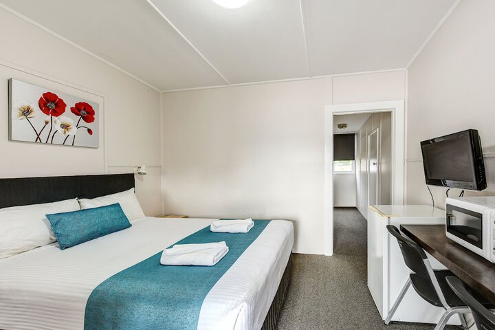Room 12 of 53