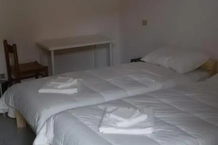 Room 2 of 13