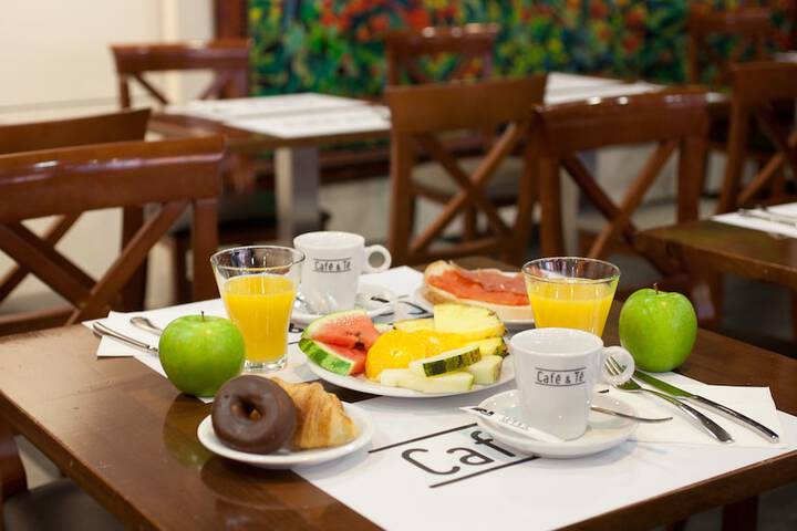 Breakfast/Coffee Service 58 of 79