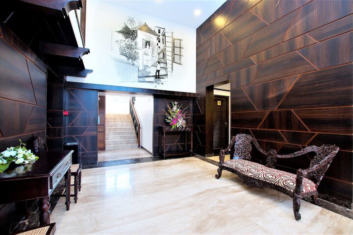 Hotel Interior 4 of 36