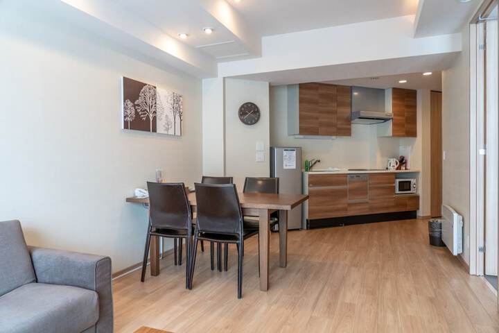 Room 10 of 43