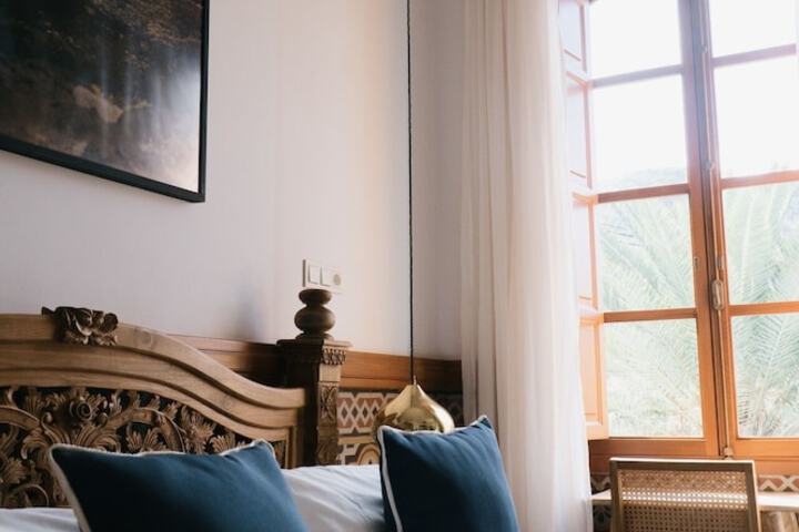Room 51 of 107