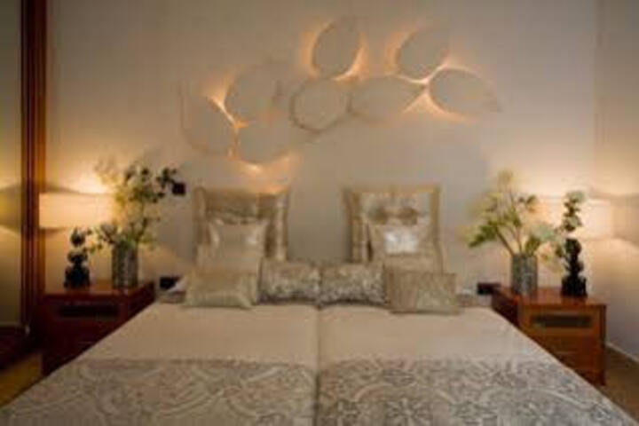 FLATS PER WEEK MADRID