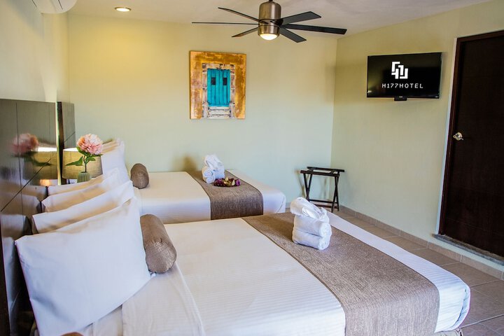 Room 14 of 35