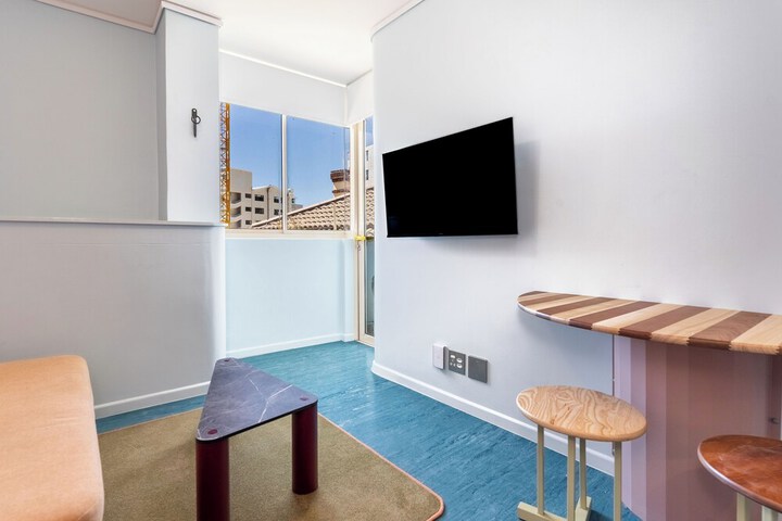 Room 48 of 104