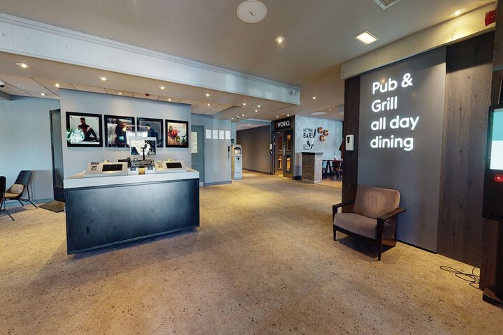Check-in/check-out kiosk