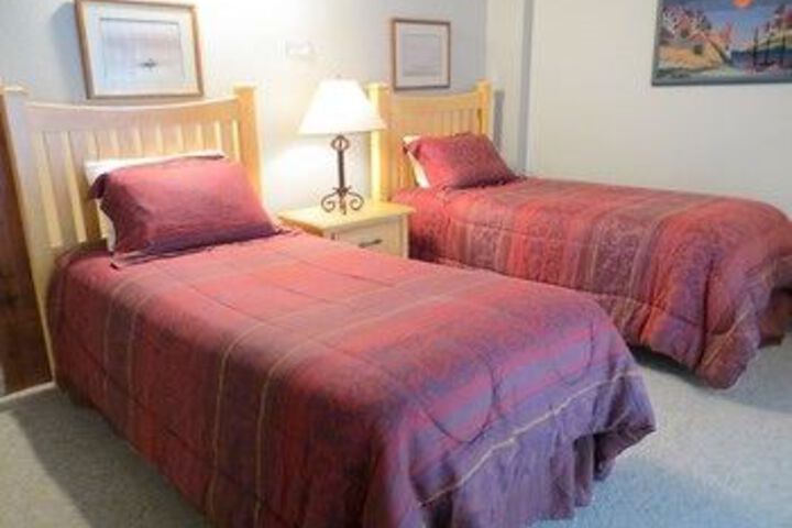 Room 16 of 27