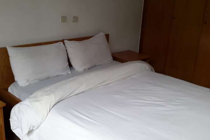 Room 12 of 24