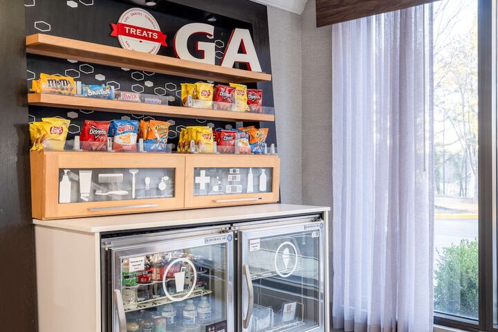 Snack bar