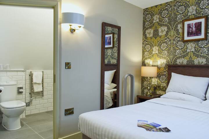 Room 21 of 71