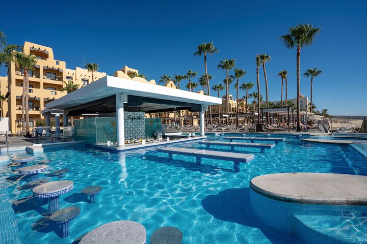 Pool 42 of 113