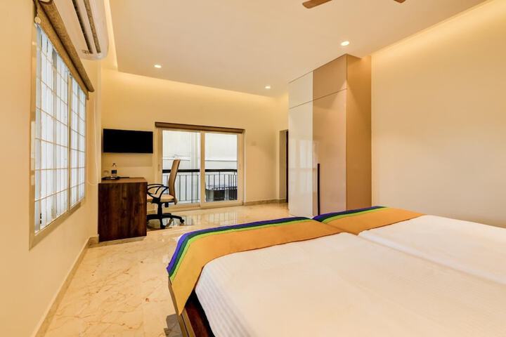 Room 18 of 26