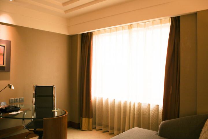 Room 30 of 66