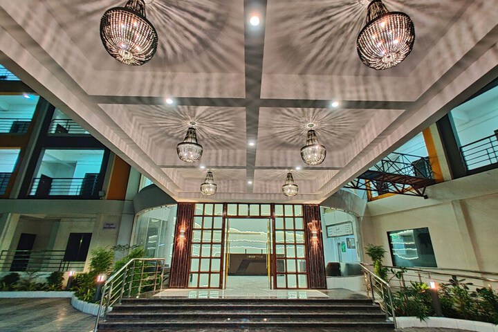 Hotel 52 of 81