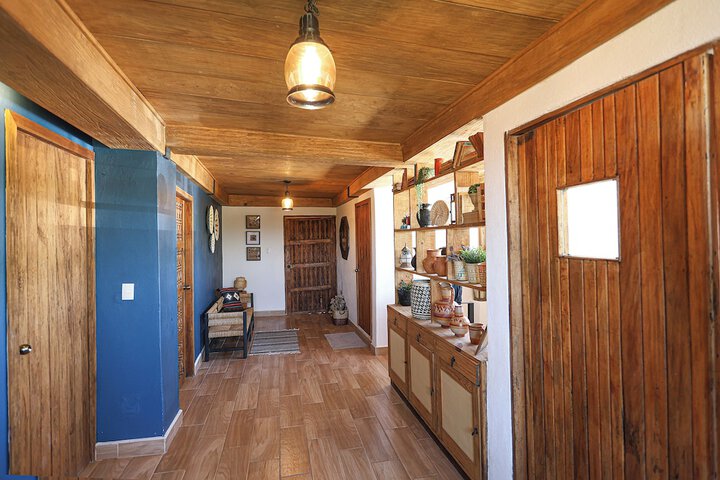 Room 25 of 44