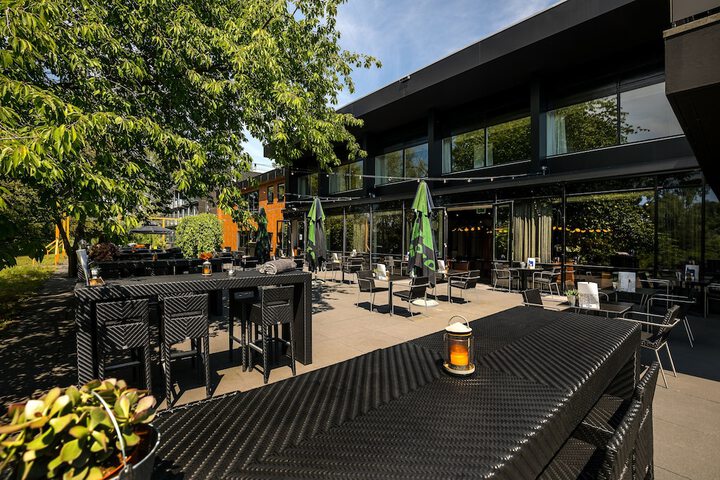 Terrace/Patio 50 of 56