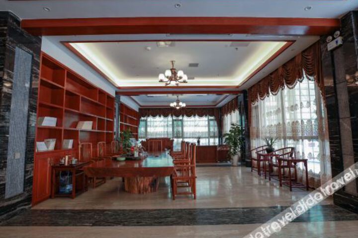 Hotel Interior 19 of 38